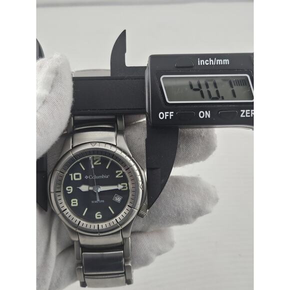 Columbia Men's Glows In The Dark Quartz Watch CL-1022 New Battery Running - Picture 12 of 13